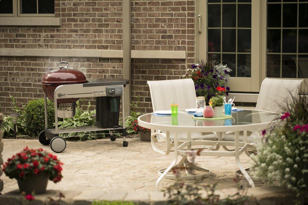 Performer Deluxe Charcoal Grill - 22